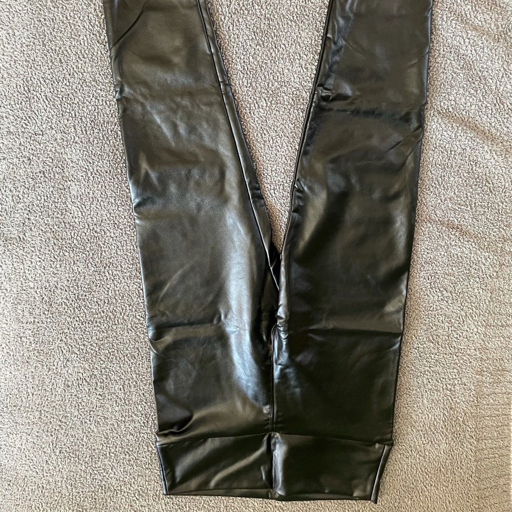 leather leggings